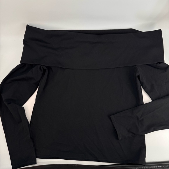 COS OFF THE SHOULDER LONG SLEEVED BLACK TOP - Picture 2 of 6